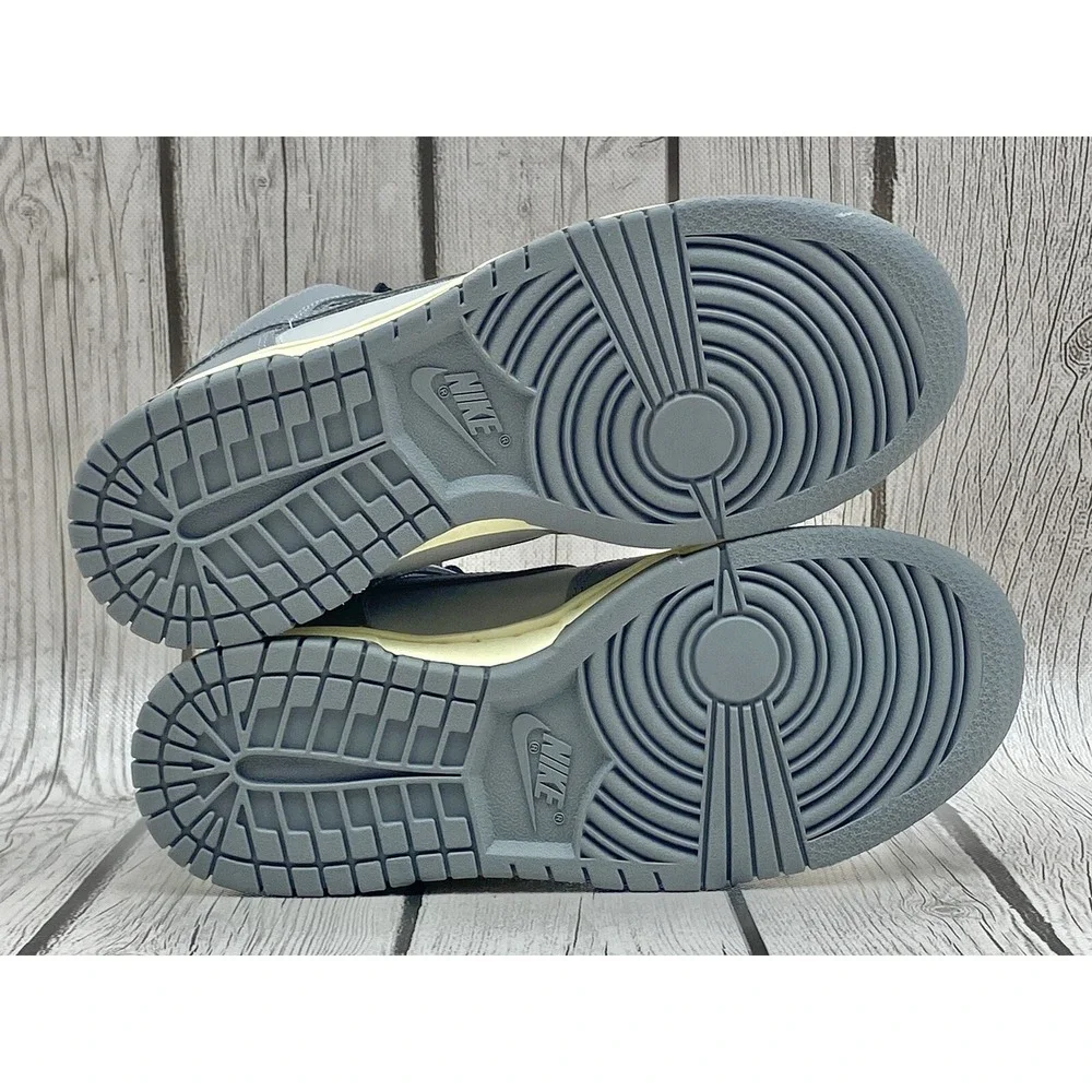 Nike Women's Dunk High Aged Gray 2021 Size 7.5 / Men's‎ 6 DD1869-001 New